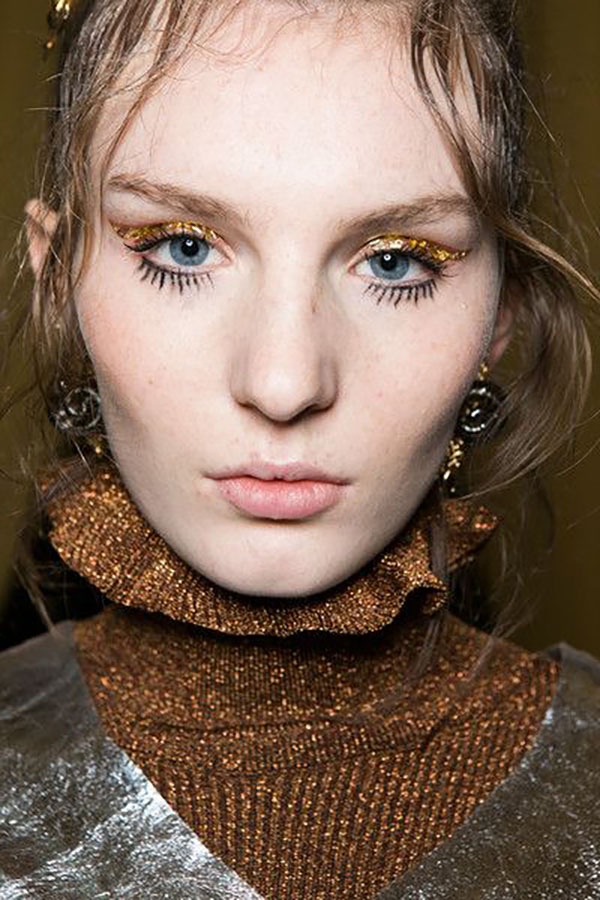 Graphic make-up - winter trend 2016-2017