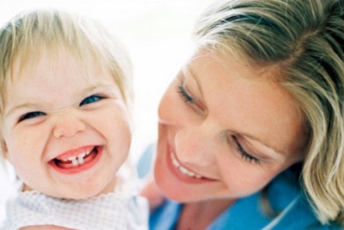How to deal with white spots on the teeth