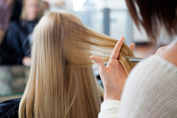 Lunar calendar of haircuts and hair dyeing for July 2017
