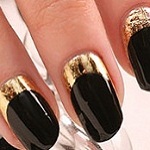 Manicure with foil
