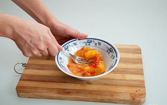 Mask of peach for face and hair: we take from nature the best