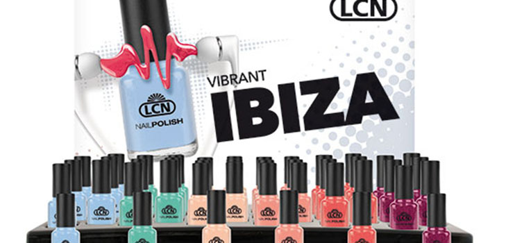 Fashionable colors of varnishes spring-summer 2015