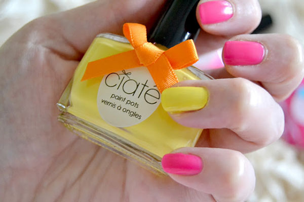 Fashionable duo: two-color manicure as a trend of winter 2016-2017