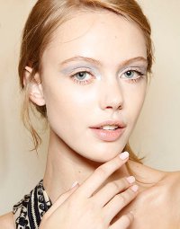 Fashionable nail polish 2012 Fashionable nail polish 2012