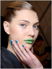 Fashionable spring manicure 2011 Fashionable spring manicure 2011