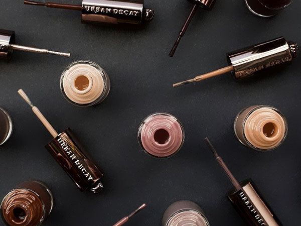 Nude luxury: a collection of varnishes Urban Decay Naked 2016