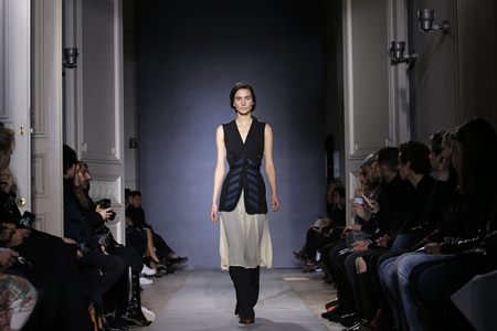 Dress like real French women
