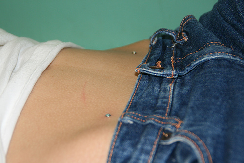 Microdermal piercing: how microdermabras are made (photo)