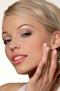 Festive make-up for Valentine's Day Festive make-up for Valentine's Day