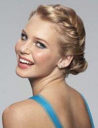 Hairstyles at the prom 2012