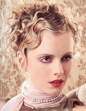 Hairstyles for prom 2011 Hairstyles for prom 2011