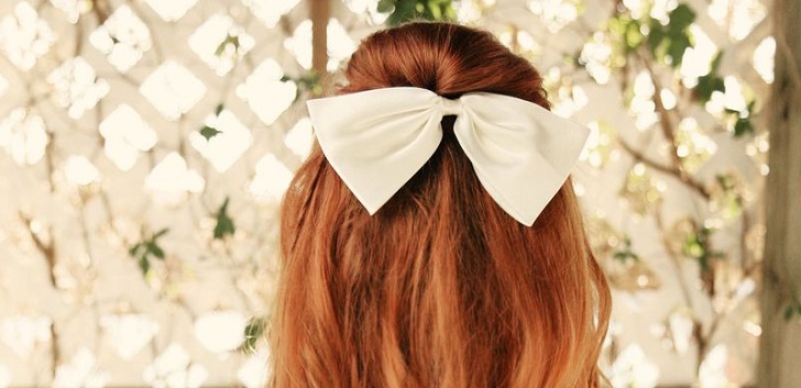 Hairstyles with bows for September 1 with their own hands. Original hairstyles for September 1 for girls