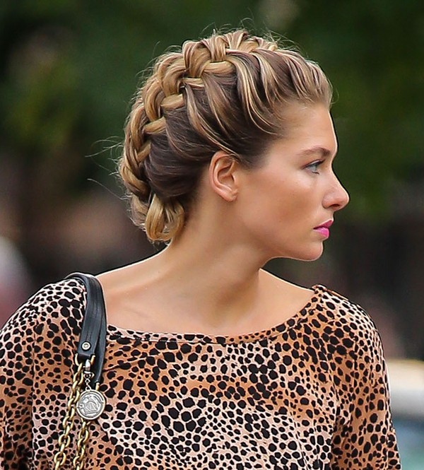 Braid braid on medium hair with a photo