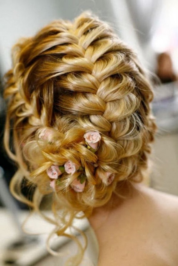 Braid braid on medium hair with a photo