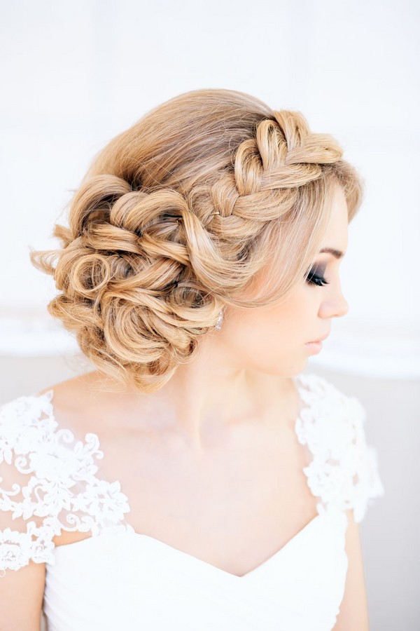 Braid braid on medium hair with a photo