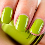 Fashionable Varnish for Nails Winter 2013