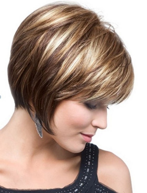 Haircuts for a round face with a photo