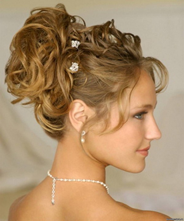 Fashionable hairstyles and hairstyles for medium hair in 2016