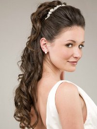 Wedding hairstyles with flowing hair Wedding hairstyles with flowing hair