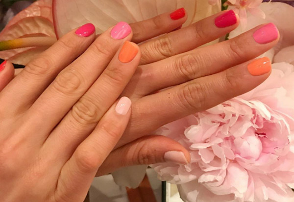 Top 4 bright ideas for summer manicure