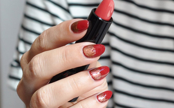 Top 4 bright ideas for summer manicure