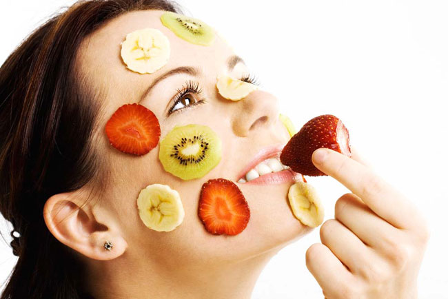 Facial skin care in summer