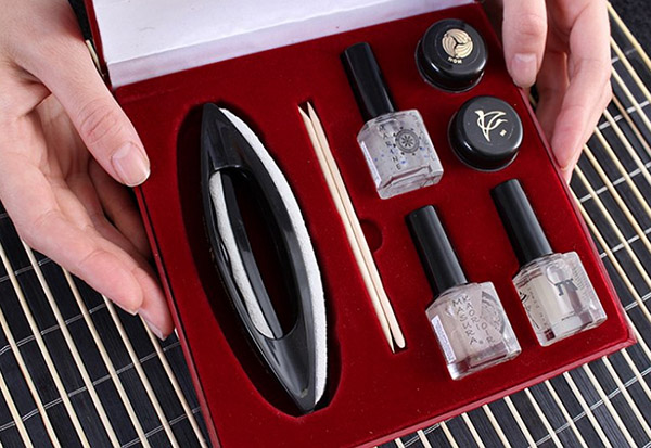 Japanese manicure: home technology