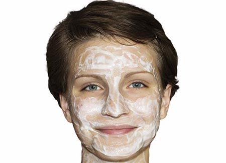 Winter facial treatment: Nourishing mask for dry, fading skin at home