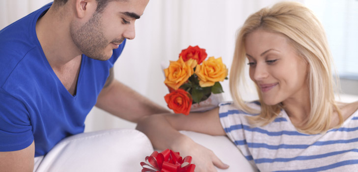 How to teach her husband to give gifts: 6 tips for a psychologist