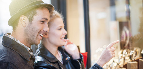 How to teach her husband to give gifts: 6 tips for a psychologist