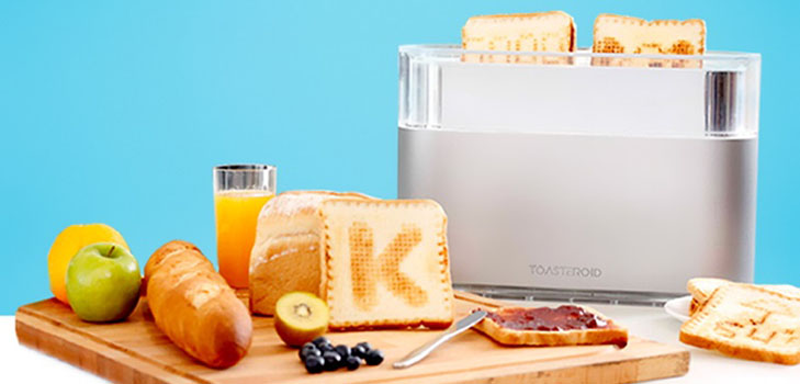 Art-breakfast with "smart" Toasteroid toaster