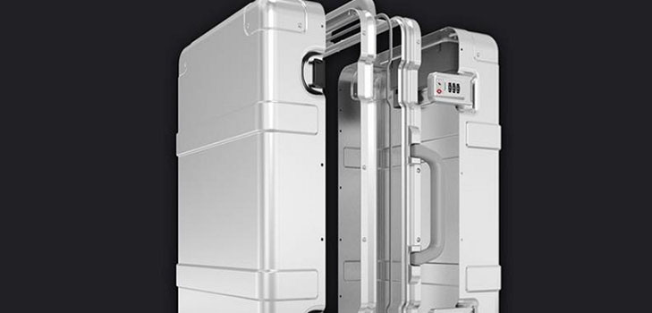 Safe trip: "smart" suitcase Xiaomi Smart Suitcase