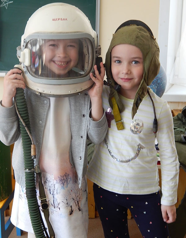 Cosmonautics Day at school