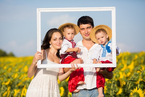 The Day of the Family 2016 - the history and traditions of the holiday, the events of July 8, 2016. Congratulations on the Day of Family, Love and Faith in Verses and Prose