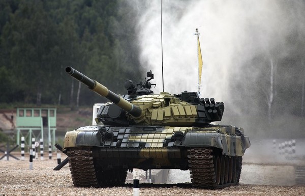 Day of the tankman in 2016 in Russia and Ukraine - congratulations in verse and prose
