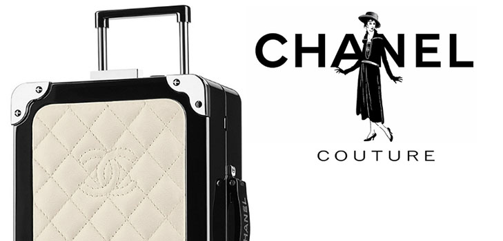 The road calls: the clutch-suitcase Trolley Minaudiere from Chanel
