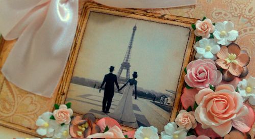 How to donate money for a wedding in an envelope
