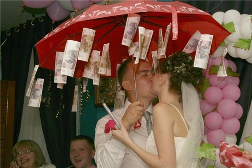How to donate money for a wedding