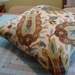 How to sew a cover on a decorative pillow with your own hands - step by step video