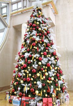 How to decorate a Christmas tree How to decorate a Christmas tree