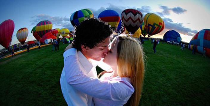 the couple is kissing