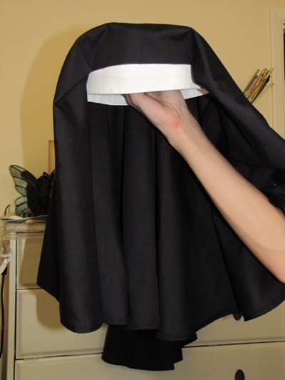 Costume for Halloween 2017 for girls and girls