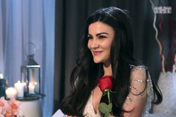 Who wins the show Bachelor 5