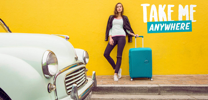 Summer on the road: bright suitcases American Tourister Soundbox