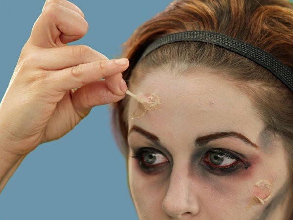 Scary makeup for Halloween with your own hands for girls and girls