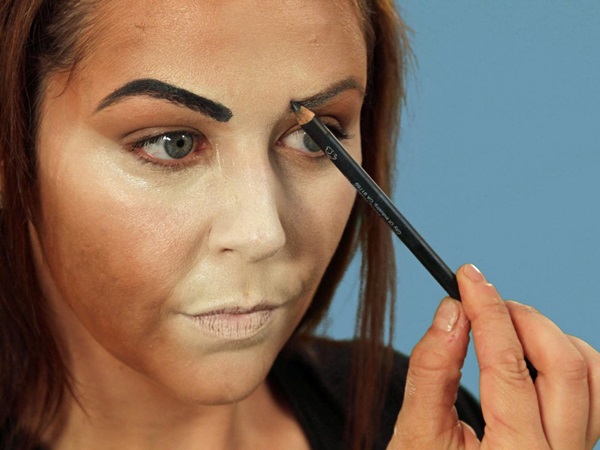 Scary makeup for Halloween with your own hands for girls and girls