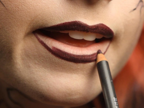 Scary makeup for Halloween with your own hands for girls and girls