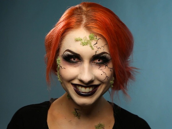 Scary makeup for Halloween with your own hands for girls and girls