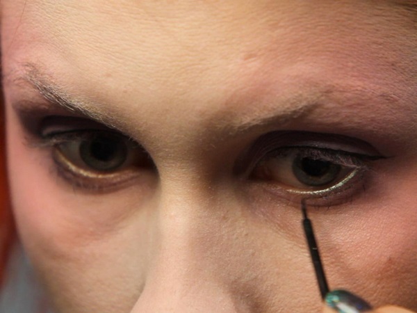 Scary makeup for Halloween with your own hands for girls and girls
