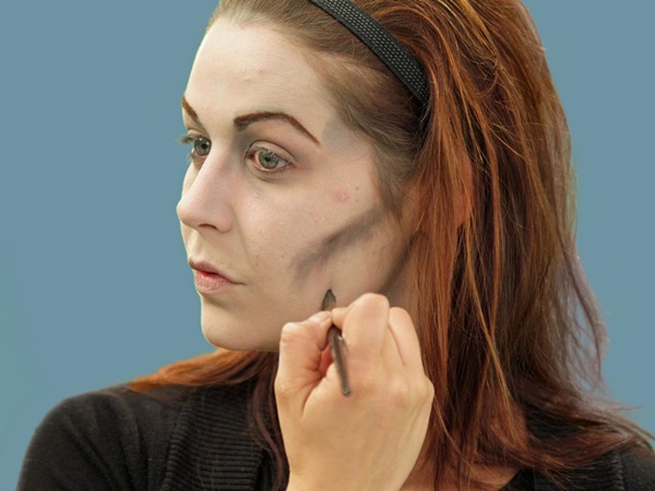 Scary makeup for Halloween with your own hands for girls and girls